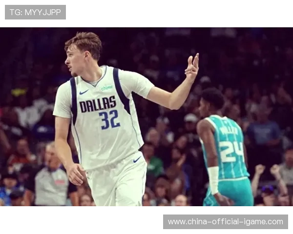 弗拉格42分新高，年轻后卫爆发，成为联盟新星